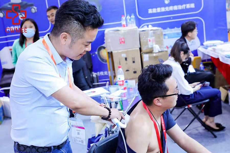 “2021第11届中国中西部（昆明）医疗器械展览会”展会现场